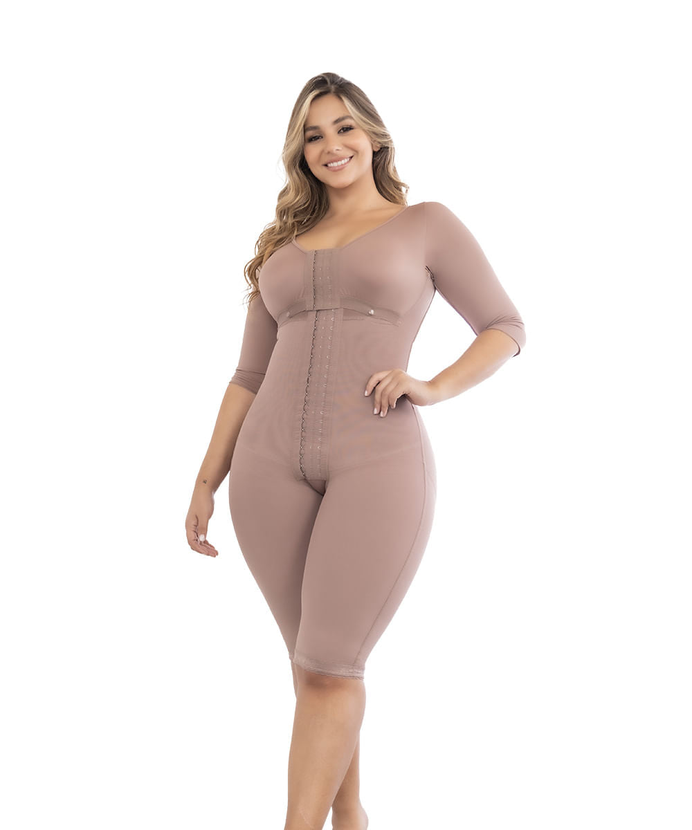 Liposucción BBL Abdominoplastia estilo reloj de arena Caderas anchas Cremallera perineal Postoperatoria y Uso Diario 009347