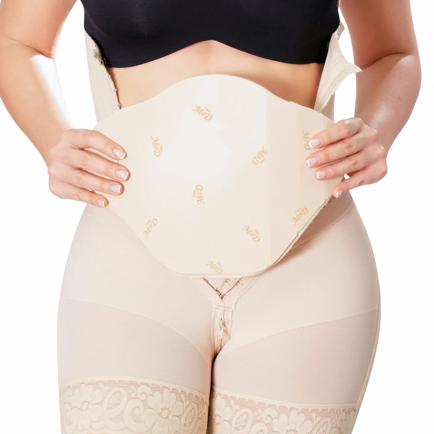 Tabla abdominal después de la liposucción / abdominoplastia 0104