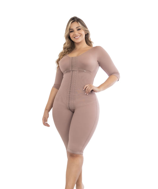 Liposucción BBL Abdominoplastia estilo reloj de arena Caderas anchas Cremallera perineal Postoperatoria y Uso Diario 009347