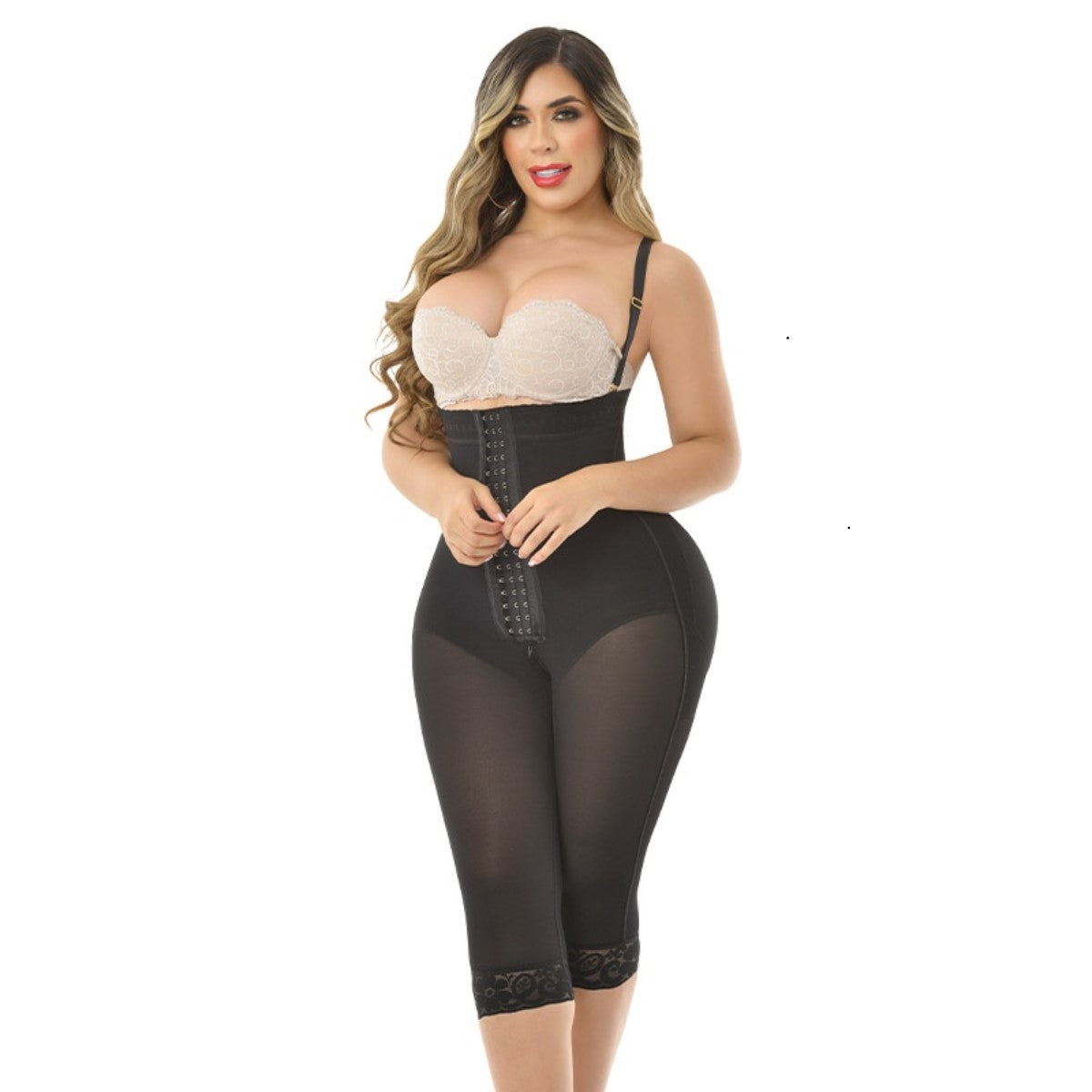 Figura de reloj de arena BBL con cintura pequeña y dos tallas más grandes en las caderas. 9590