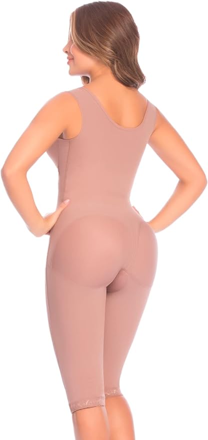 Faja moldeadora hasta la rodilla con realce de gluteos, faja quirúrgica y uso diario 009010